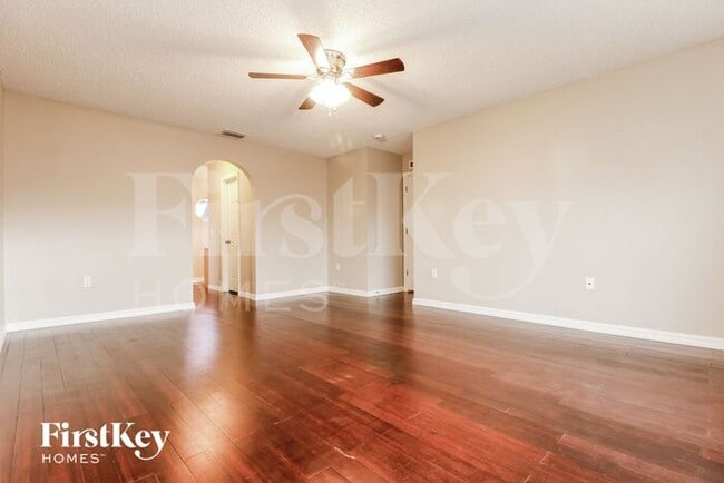Building Photo - 3813 Sleepy Hill Oaks Loop