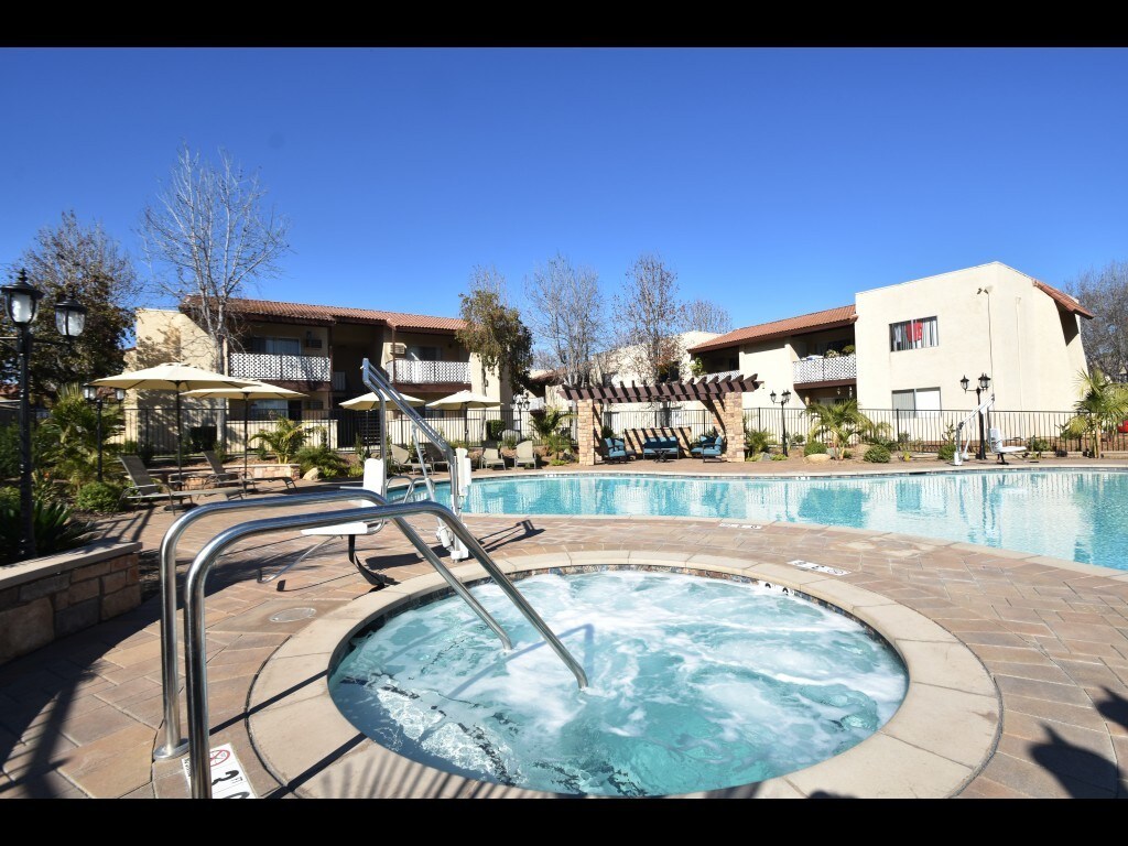 Silverado De Vista Apartments Ca Primary Photo Silverado De Vista