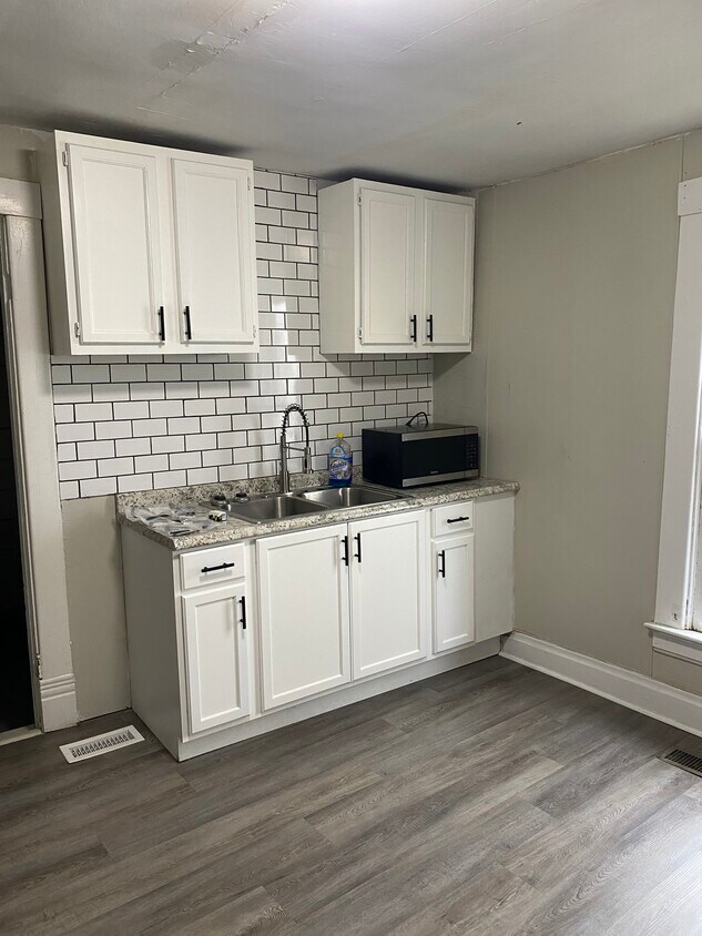 Foto principal - 135 Washington Ave