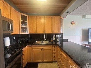 Building Photo - 475 Atkinson Dr