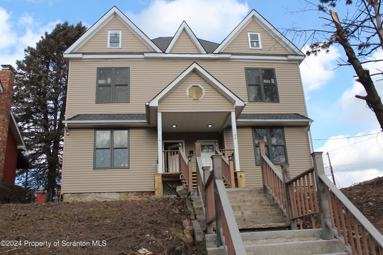 1124 Luzerne St, Scranton, PA 18504 Apartment for Rent in Scranton