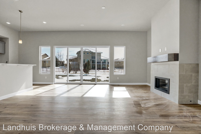 Foto del edificio - 5 br, 3 bath House - 4782 Desert Candle Dr
