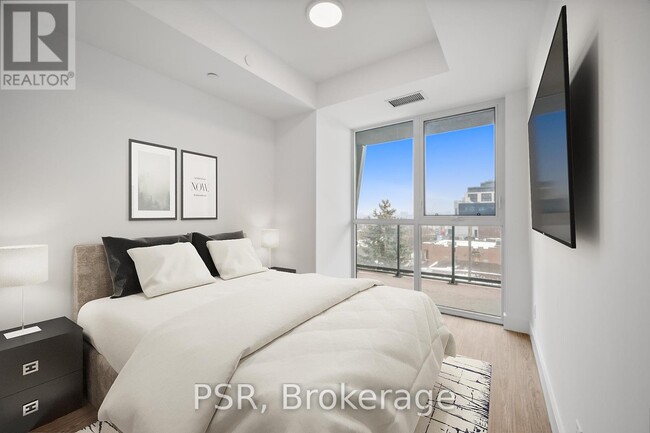 Building Photo - 6 Greenbriar Rd
