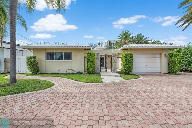 Foto del edificio - 2620 SE 14th St