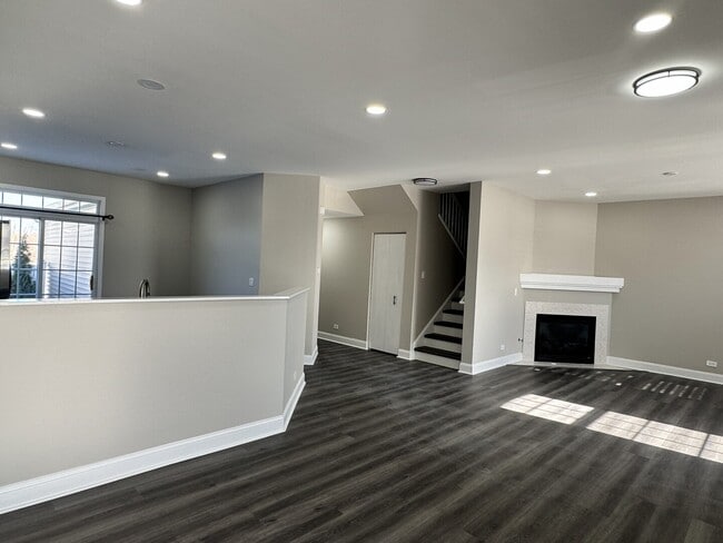 Building Photo - 102 Soo Line Dr