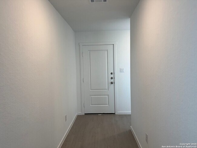 Foto del edificio - 267 Ottawa Way