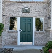 Building Photo - 5869 Crosswinds Dr