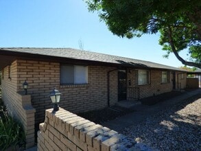 Building Photo - 1838 E 16th St