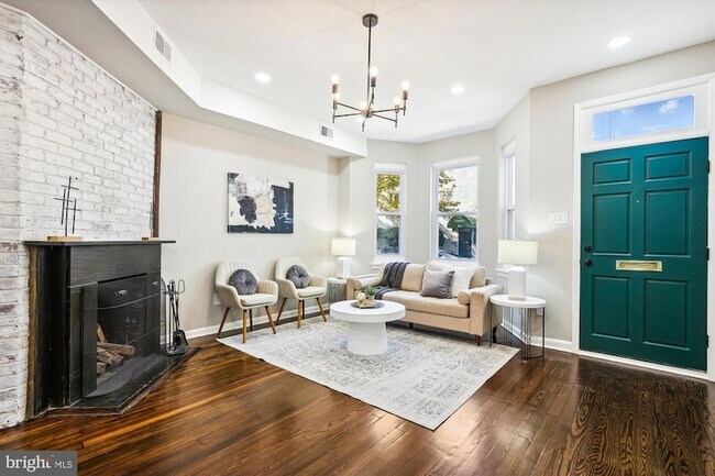 Foto del edificio - 617 Elliott St NE
