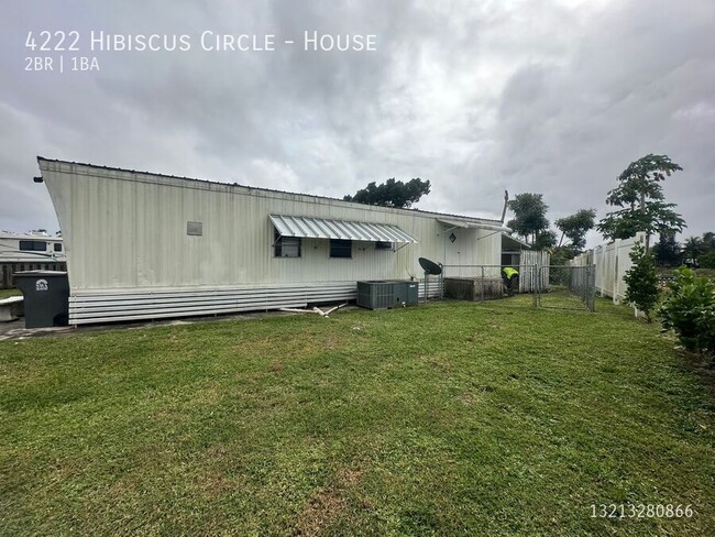 Building Photo - Beautiful 2/1 Mobile Home in West Palm Beach