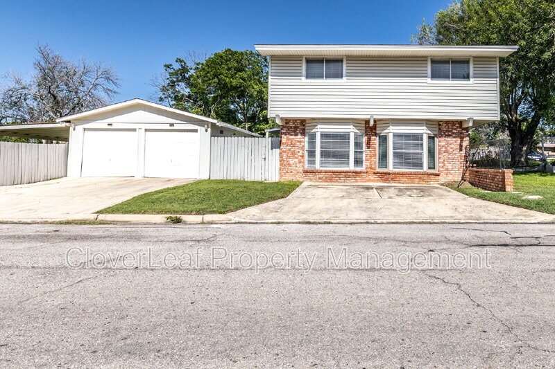 Primary Photo - 5102 Staplehurst St