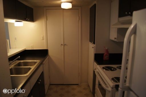 Building Photo - 4641 Country Creek Dr
