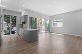 Foto principal - 1223 Hayworth Ave