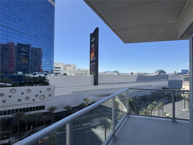 Foto del edificio - 2700 S Las Vegas Blvd