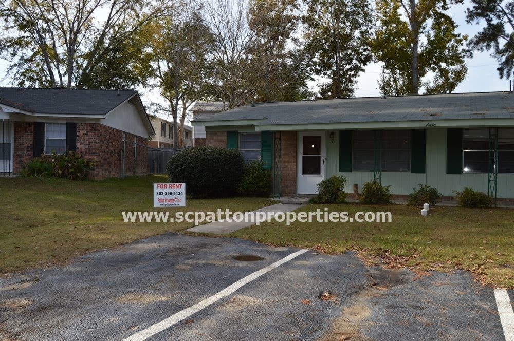 Primary Photo - 7 Loquat Ct