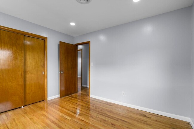 Building Photo - 31 Obrien Ct