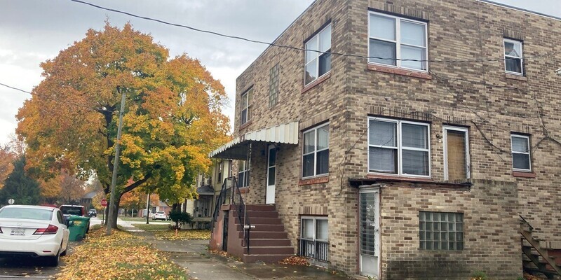 Primary Photo - 10 N 4th