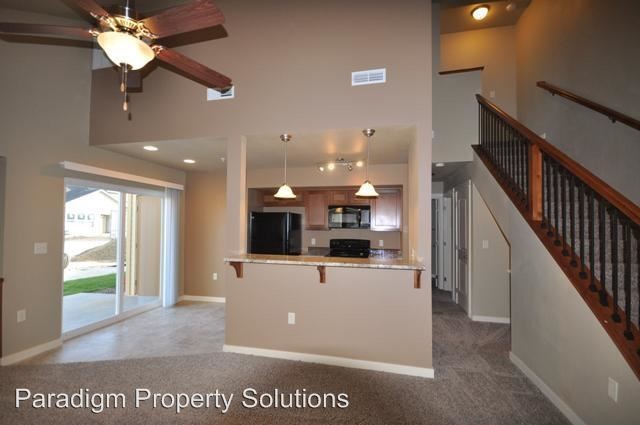Building Photo - 8739 W Hackamore Dr