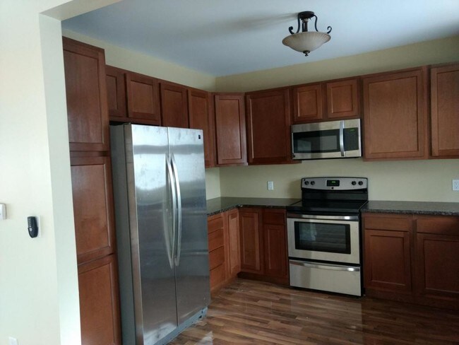 Building Photo - 173 Hilgert Pky