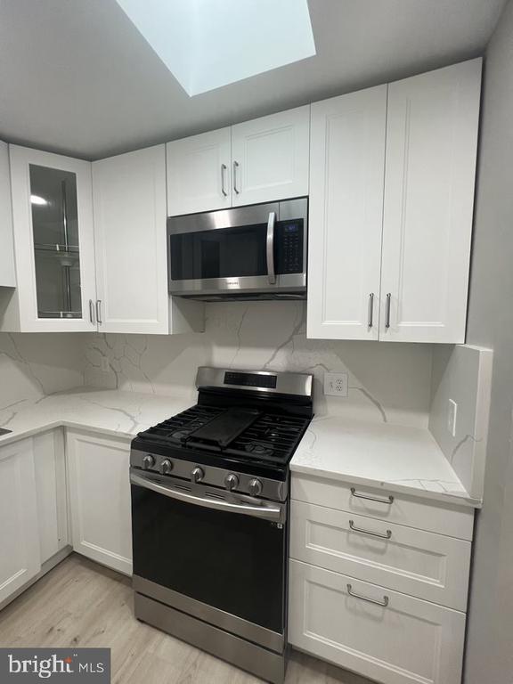 Foto del edificio - 3 Lakecrest Cir