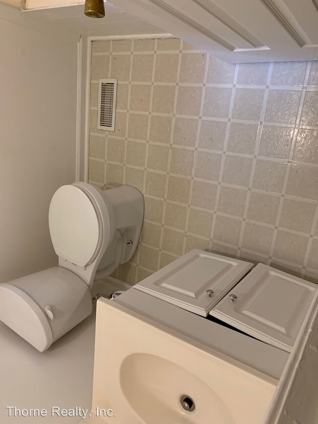 Foto del edificio - 3 br, 1 bath House - 324 Second Street