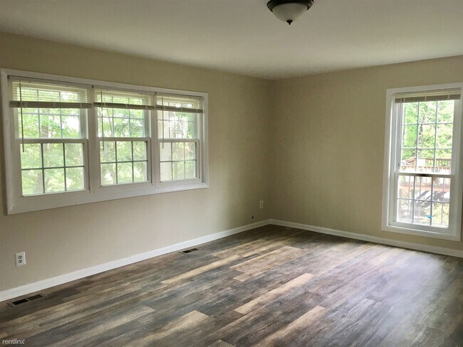 Foto del edificio - 3 br, 2 bath Townhome - 22 Rose Petal Ct