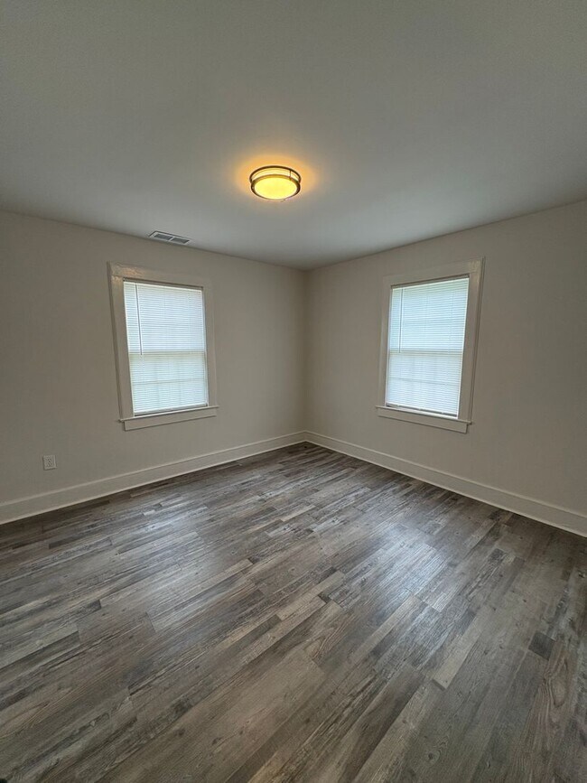 Foto del edificio - Charming 2BR/1BA Home