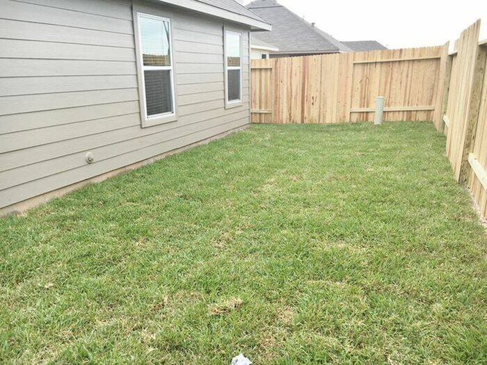Building Photo - 5431 Paiges Way