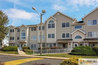Building Photo - 937 Edpas Rd