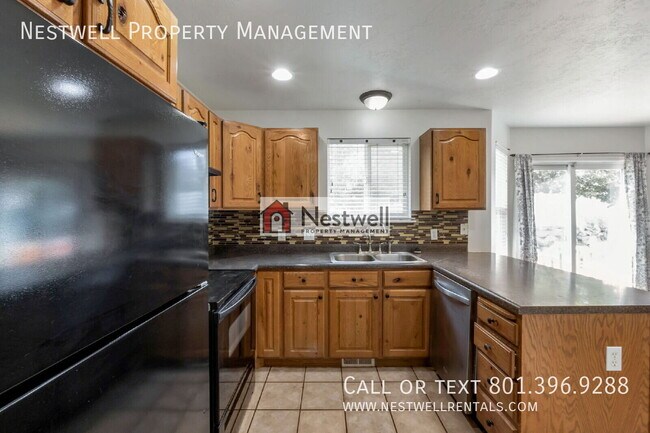 Foto del edificio - 14074 Charisma Ln