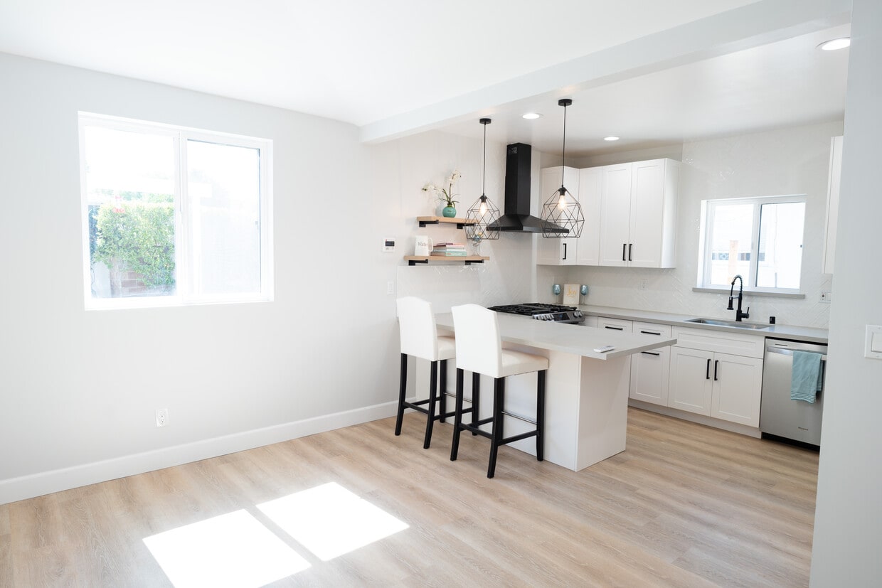 Foto principal - 6246 Shirley Ave