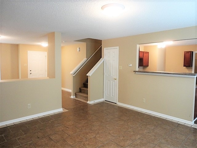 Building Photo - 2170 Bridlewood Dr