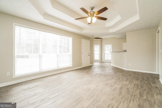 Foto del edificio - 2760 Autumn Lake Ln