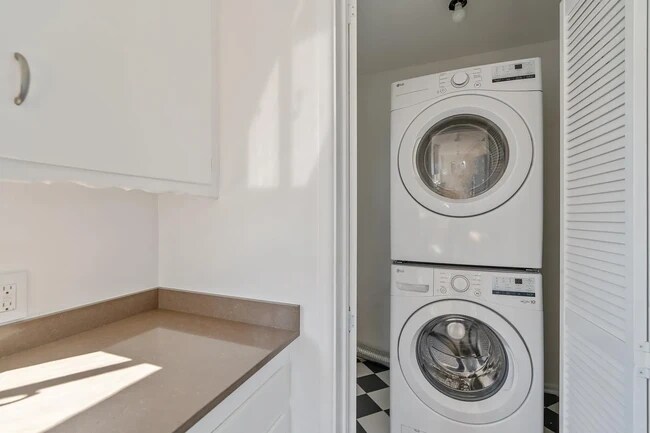 Foto del edificio - 2001 N Alvarado St