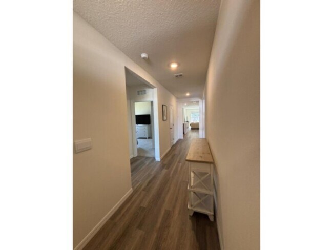 Foto del edificio - 4 bedroom House in Ocoee