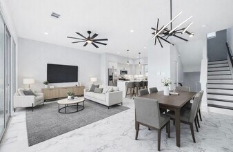 Building Photo - 3413 Daphne St