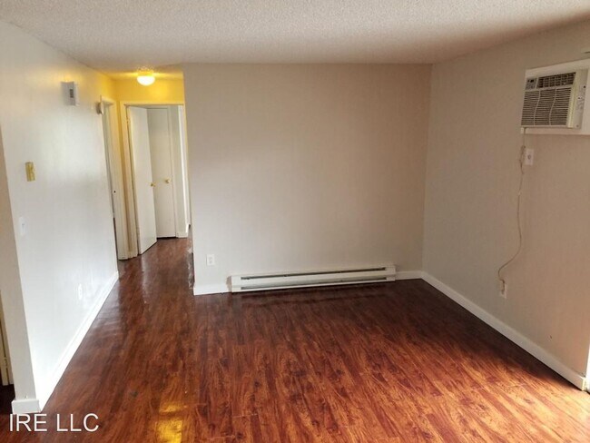 Foto del edificio - 3020 S Clinton Rd