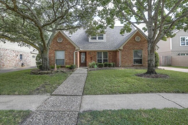Foto del edificio - 12439 Piping Rock Dr