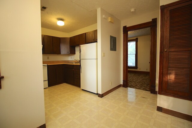 Foto del edificio - 3228 R St