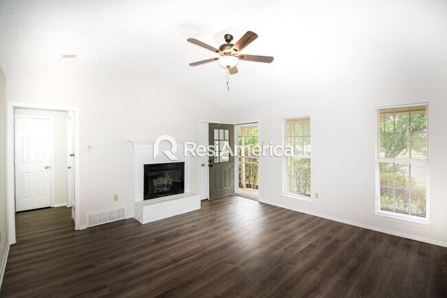Foto del edificio - Fully Renovated 3BR/2B home in Olive Branch