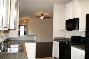 Foto del edificio - 1300 Alder Tree Ln