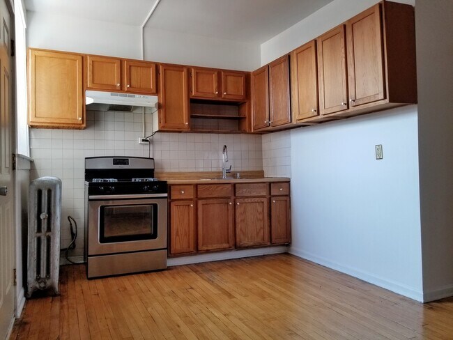 Foto del edificio - 2220 N St Louis Ave