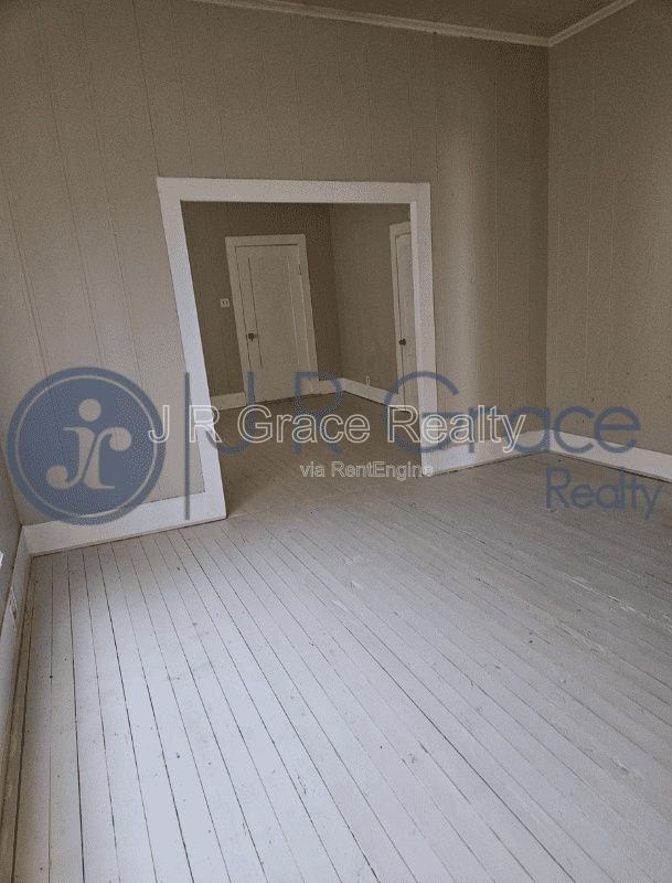 Foto del edificio - 410 W Trinity St