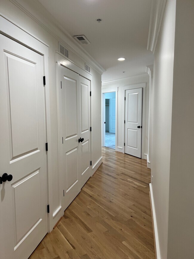 Main hallway - 10 W 1st Ave