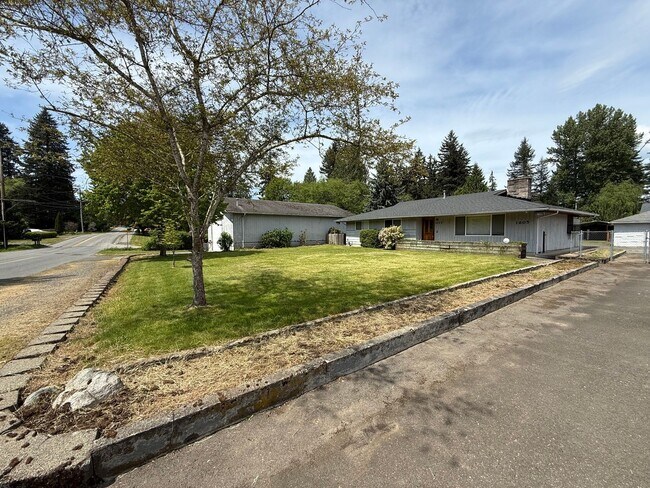 Building Photo - Beautiful 3 Bed Home for Rent in South Everett