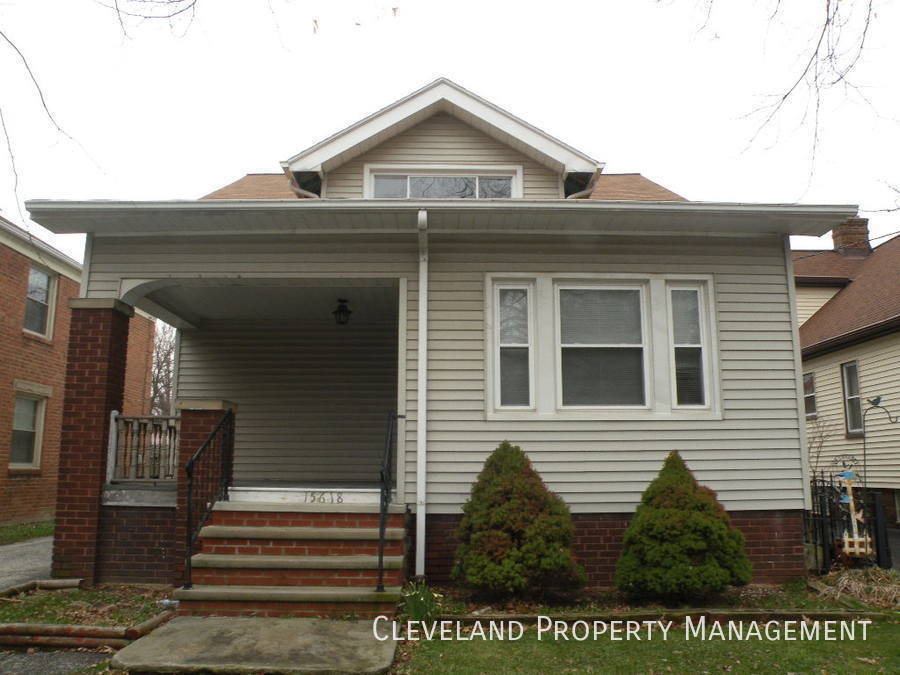Primary Photo - Charming West Side Home