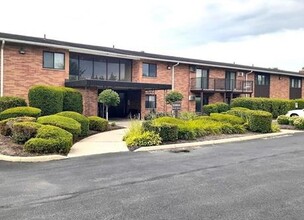 Building Photo - 23855 David Dr