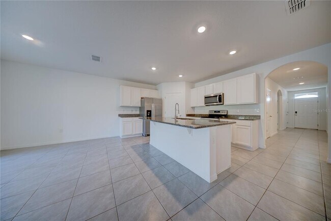 Foto del edificio - 5327 Timberland Ave