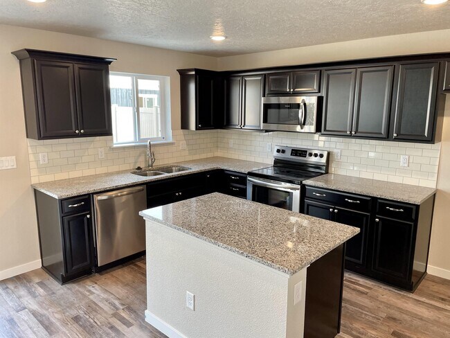 Foto del edificio - 5978 S Carlburg Ave