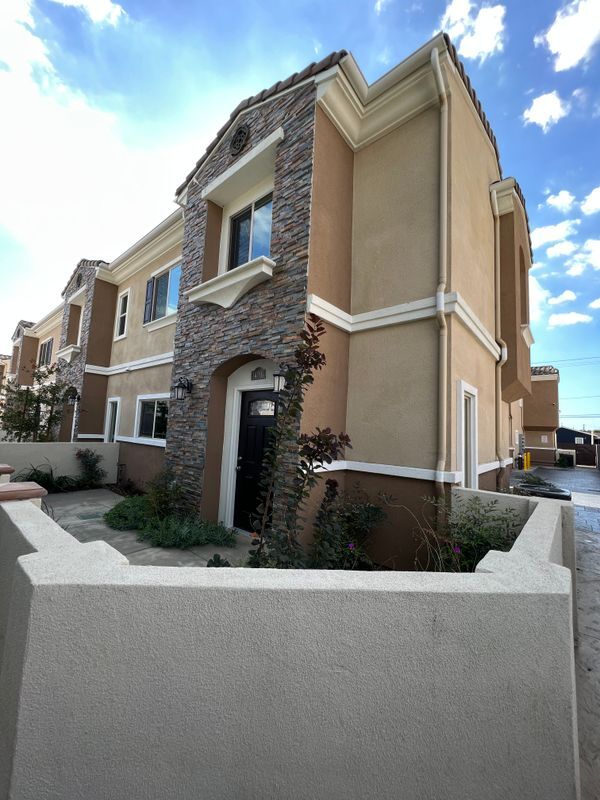 Foto del edificio - 14099 Edwards St